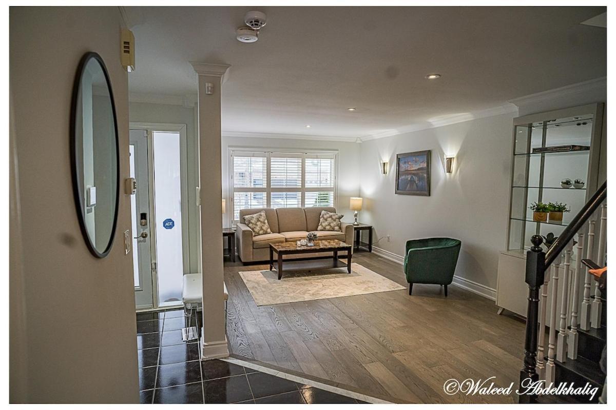 Sunroom House - 4 Bedrooms Mississauga Exterior foto